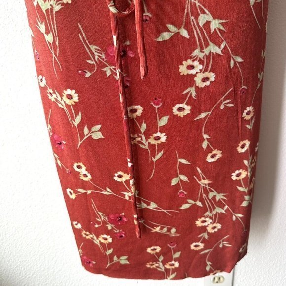 WeWoreWhat Danielle Bernstein Sz XL Red Floral Stretch Midi Wrap Skirt Side Slit - Picture 5 of 8